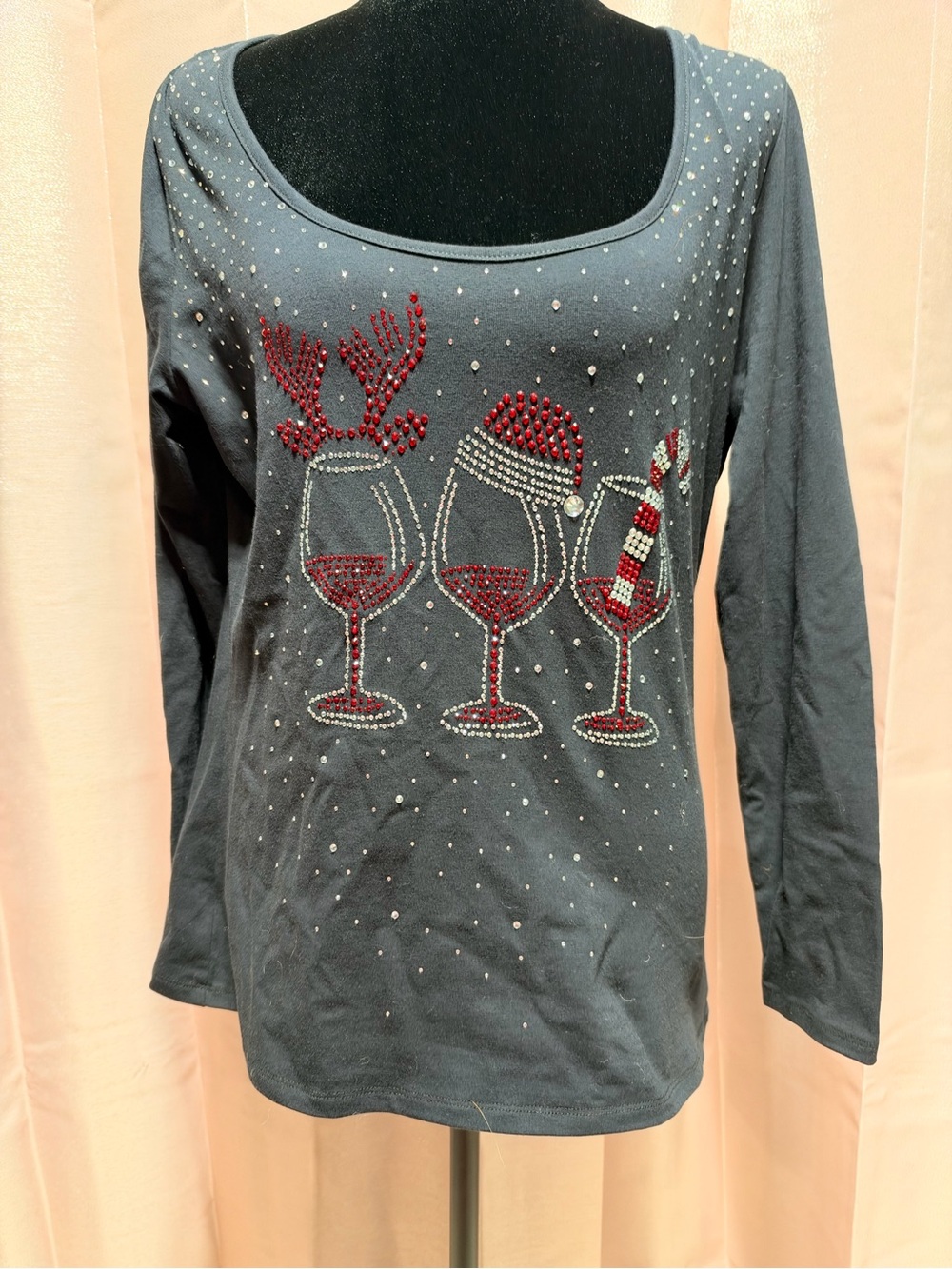 Boston Proper Gray Long-Sleeve Rhinestone Wine Glass Holiday Top